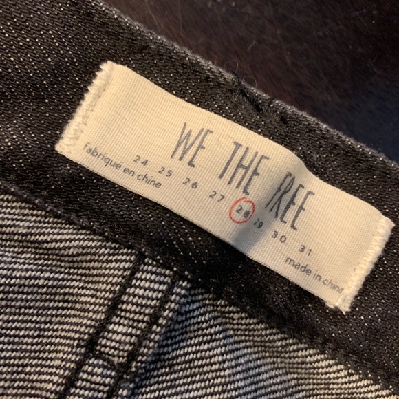 We The Free NWT Distressed Jean Skirt - Picture 7 of 8